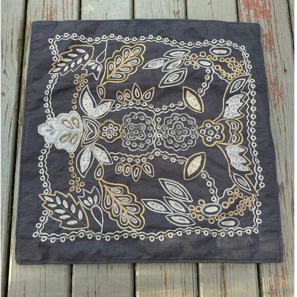 Pottery barn Lara Applique Embroidered Beaded decorative pillow cover 24x24" - Picture 2 of 13